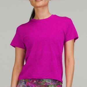 Lululemon Train To Be Stretchy Top Size 4